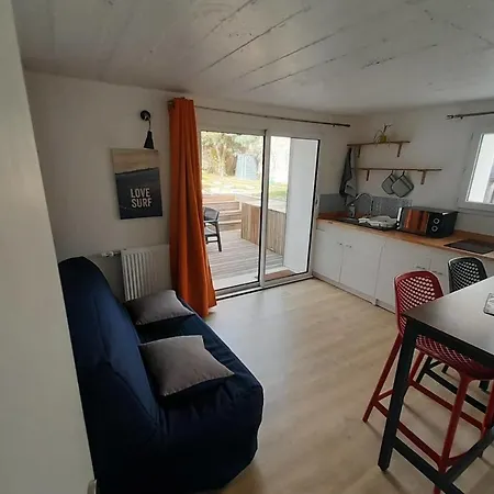 T2 With Independent Entrance Ideally Placed * Les Sables-dʼOlonne