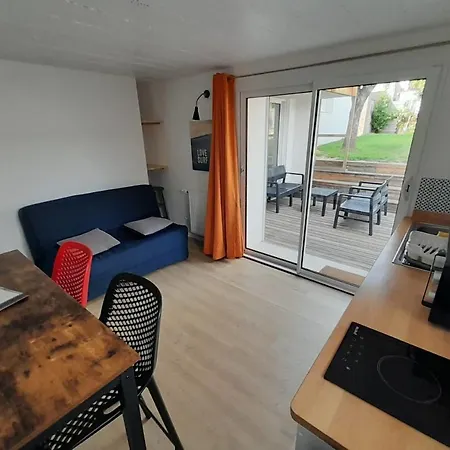 T2 With Independent Entrance Ideally Placed Les Sables-dʼOlonne